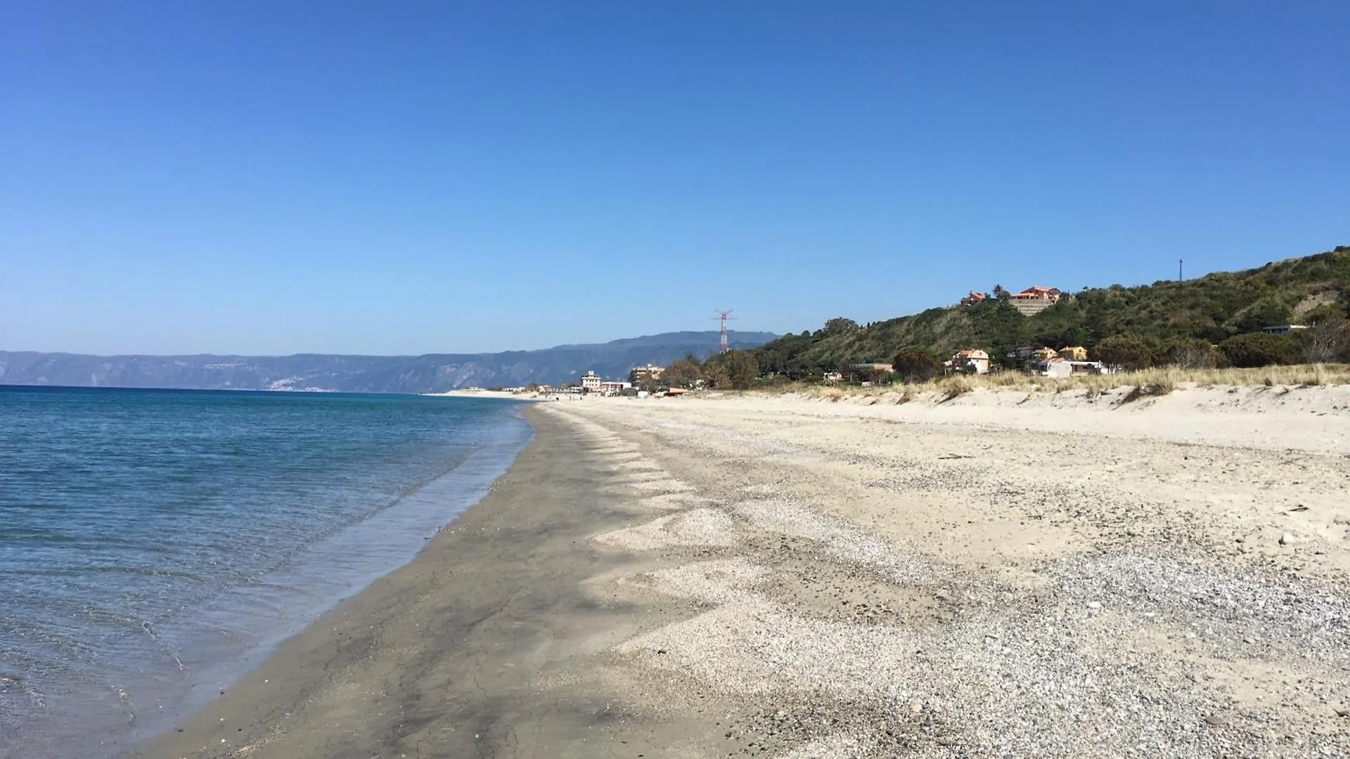 Holiday home Casa Sulla Spiaggia- Mortelle Messina